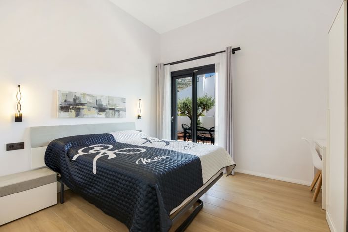 Image No.15-4 Bed Villa for sale