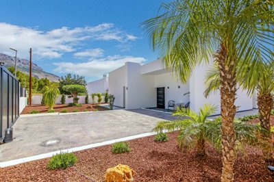 4 Bed Villa for sale