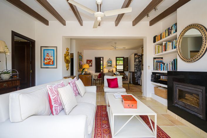 Image No.9-3 Bed Villa for sale