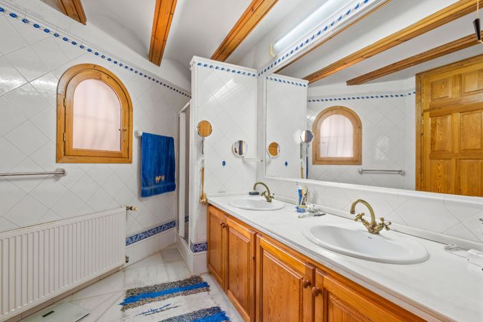 Image No.19-4 Bed Villa for sale