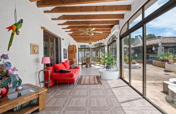 Image No.9-4 Bed Villa for sale