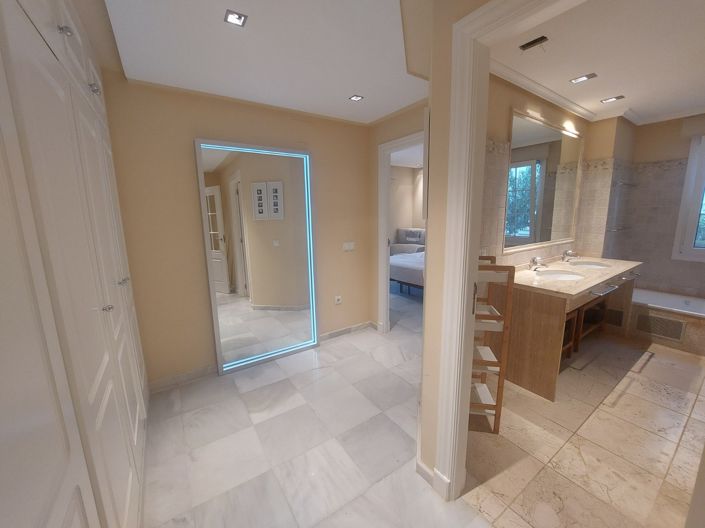 Image No.26-3 Bed Apartment for sale