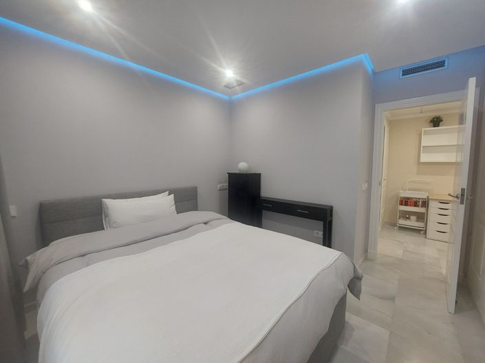 Image No.33-3 Bed Apartment for sale