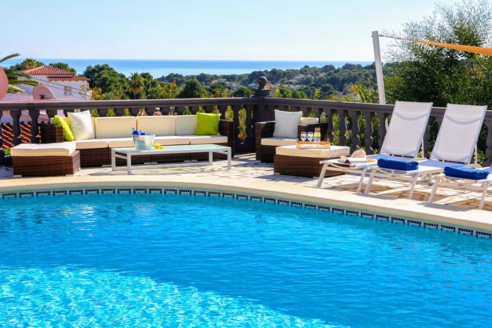 Image No.2-6 Bed Villa for sale