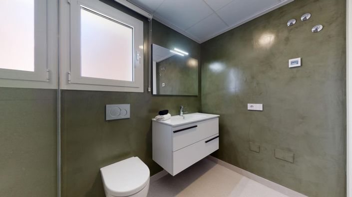 Image No.10-3 Bed Villa for sale