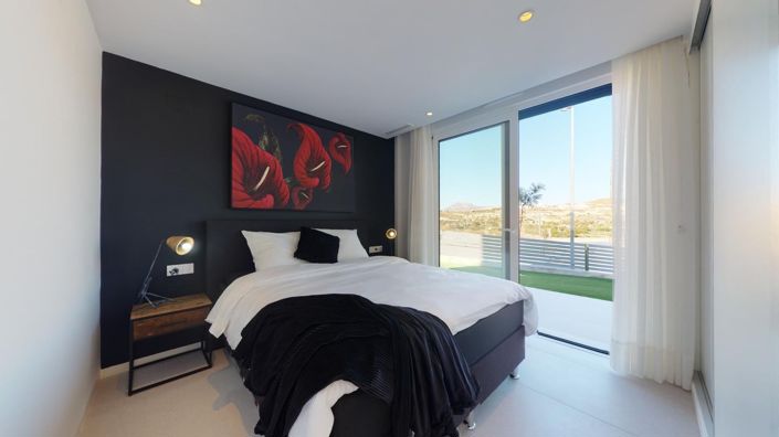 Image No.13-3 Bed Villa for sale