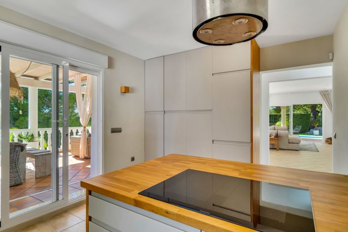 Image No.22-4 Bed Villa for sale