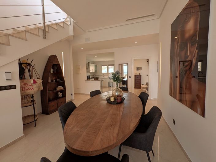 Image No.14-2 Bed Apartment for sale