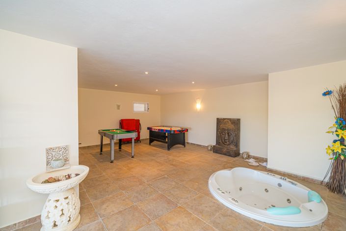 Image No.25-3 Bed Villa for sale