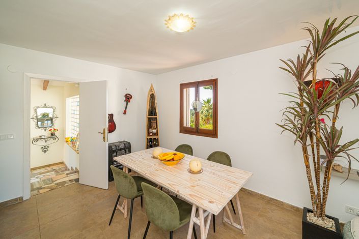 Image No.6-3 Bed Villa for sale