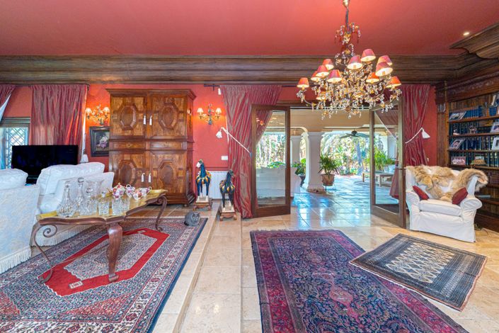 Image No.11-5 Bed Villa for sale