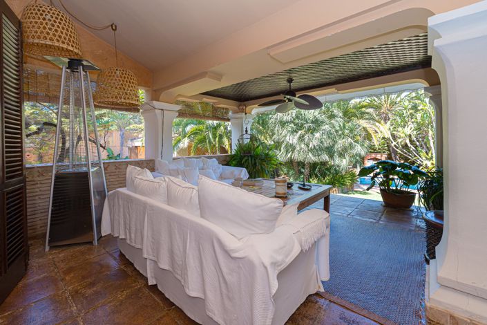 Image No.52-5 Bed Villa for sale