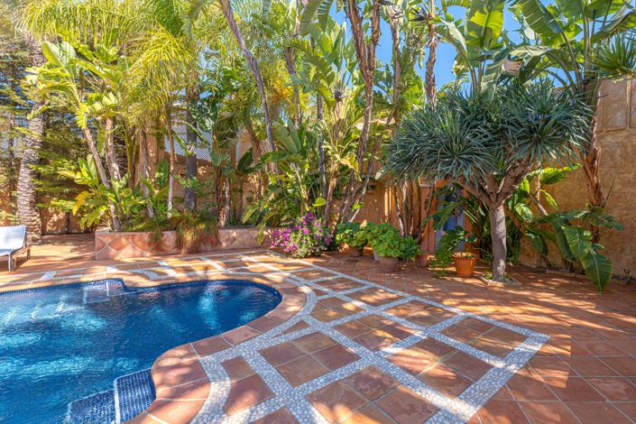 Image No.56-5 Bed Villa for sale