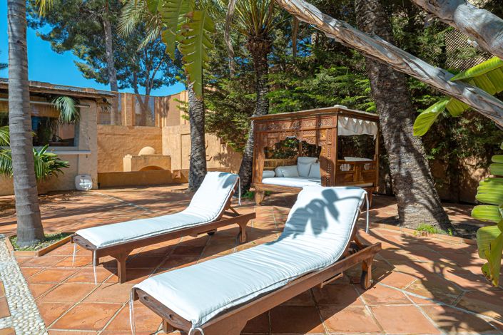 Image No.62-5 Bed Villa for sale