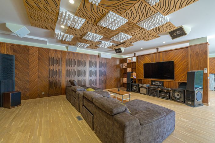 Image No.37-5 Bed Villa for sale