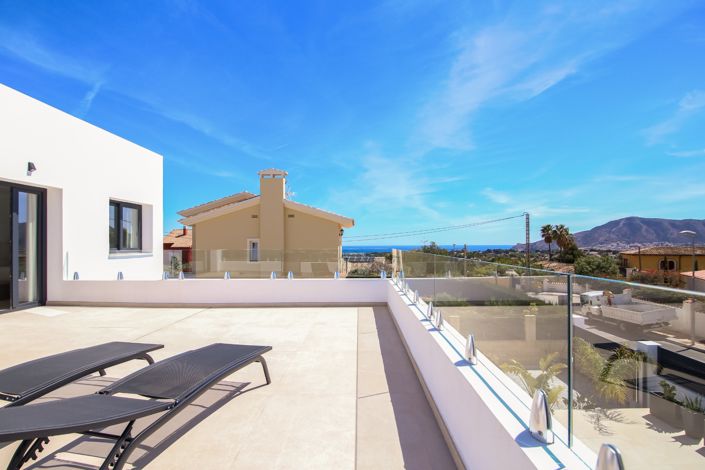 Image No.24-4 Bed Villa for sale