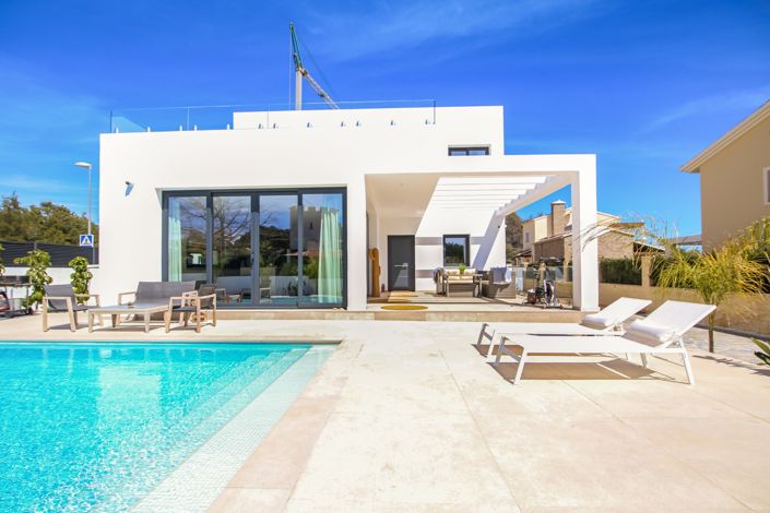 Image No.4-4 Bed Villa for sale