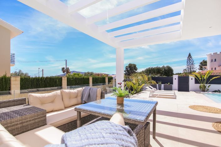 Image No.6-4 Bed Villa for sale