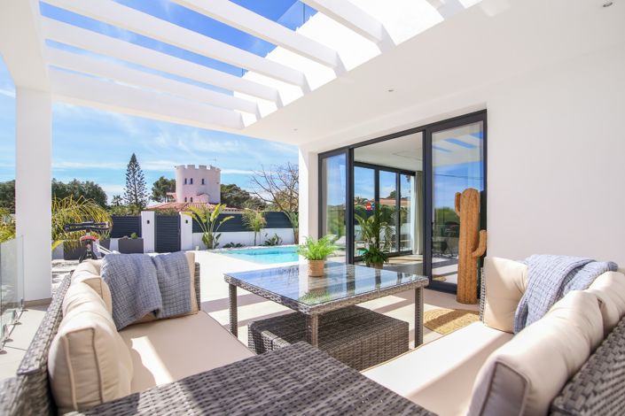 Image No.7-4 Bed Villa for sale