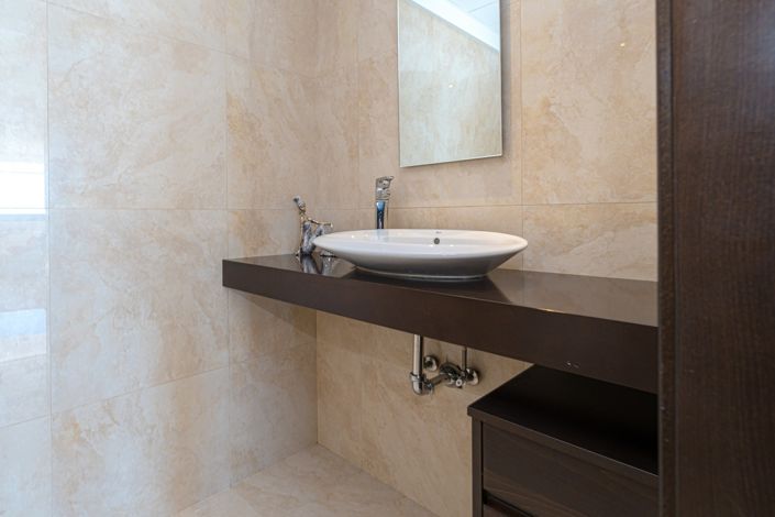 Image No.18-6 Bed Villa for sale