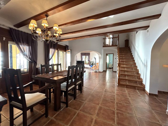 Image No.17-5 Bed Villa for sale