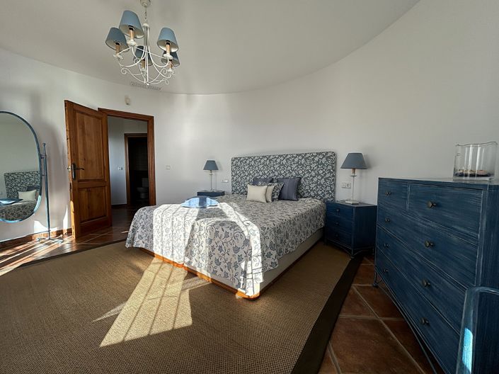 Image No.19-5 Bed Villa for sale