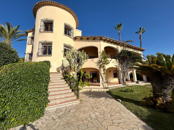 Image No.50-5 Bed Villa for sale