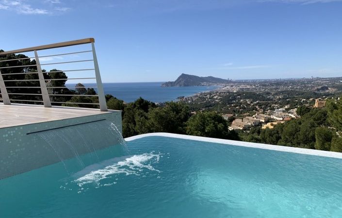 Image No.1-3 Bed Villa for sale