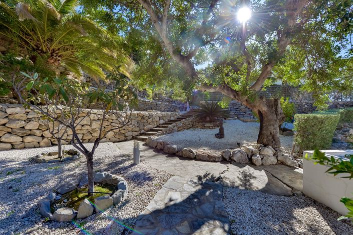 Image No.113-8 Bed Villa for sale