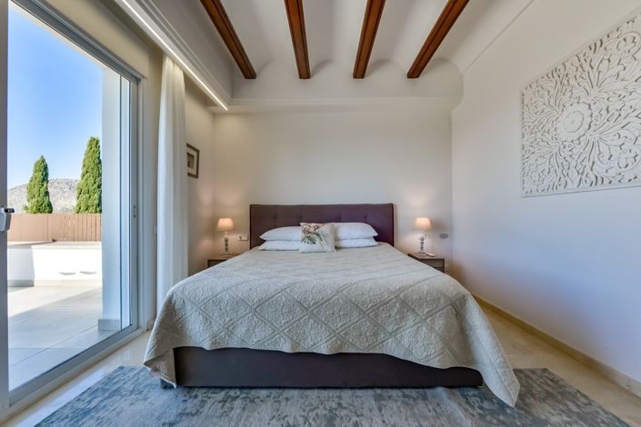 Image No.61-8 Bed Villa for sale