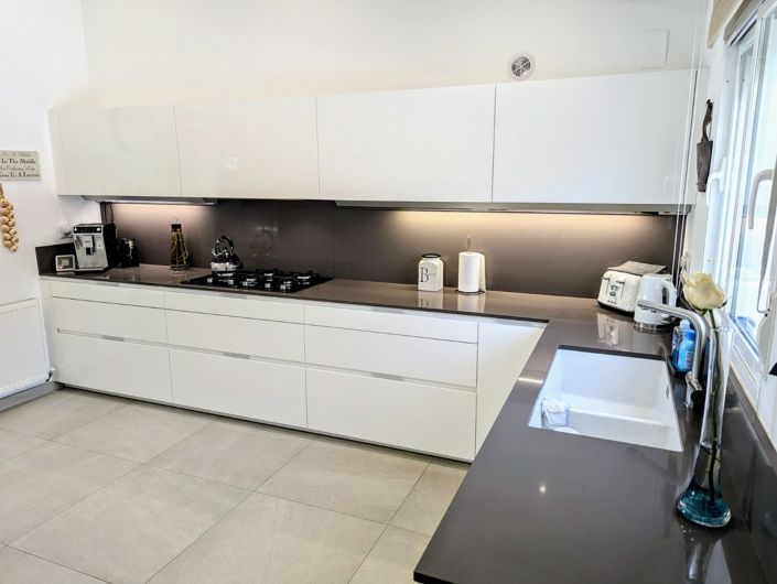 Image No.15-5 Bed Villa for sale