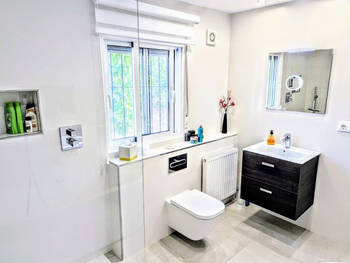 Image No.27-5 Bed Villa for sale