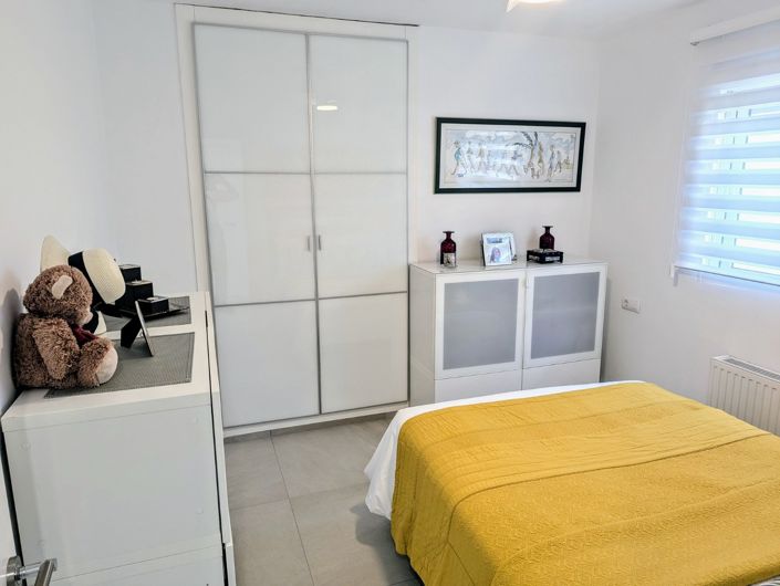 Image No.37-5 Bed Villa for sale