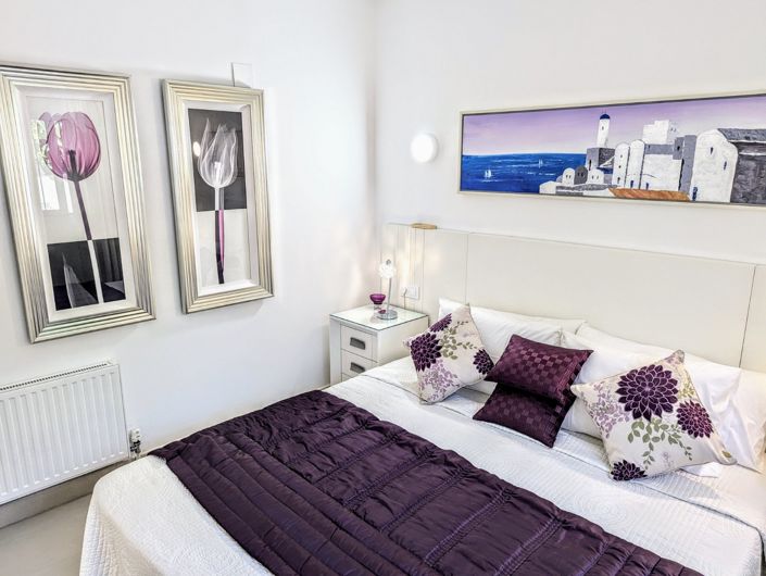 Image No.57-5 Bed Villa for sale