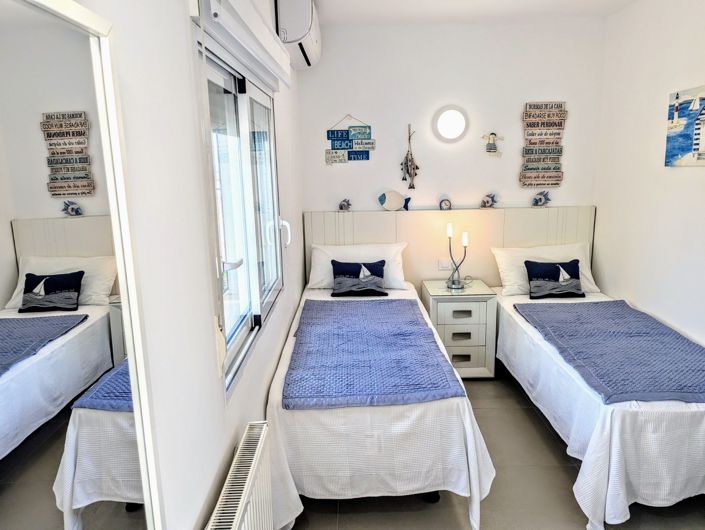 Image No.59-5 Bed Villa for sale