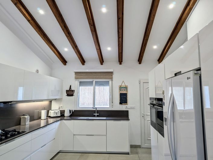 Image No.74-5 Bed Villa for sale