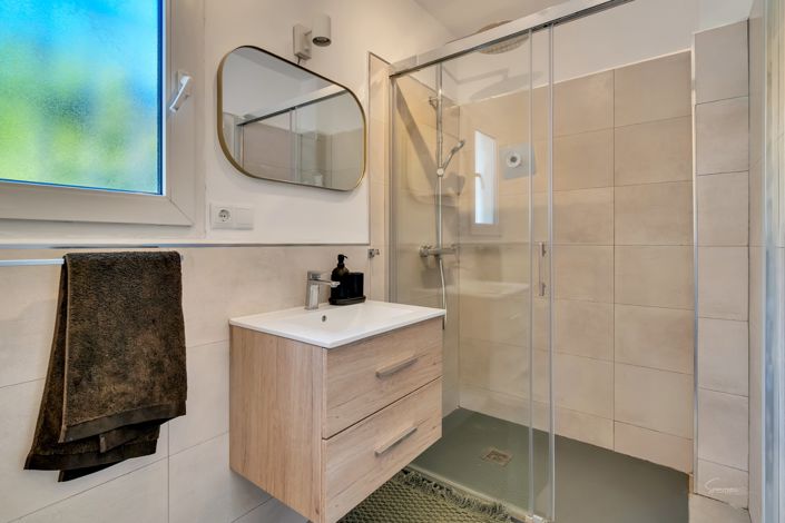 Image No.18-3 Bed Villa for sale