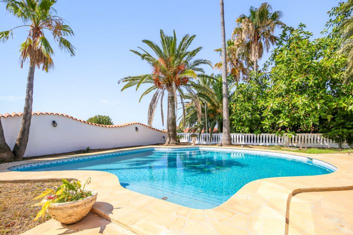 Image No.2-3 Bed Villa for sale