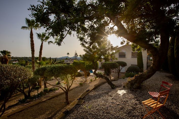 Image No.27-4 Bed Property for sale