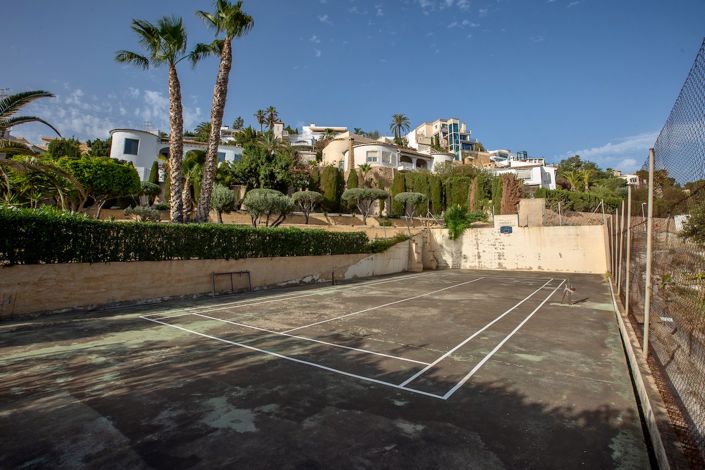 Image No.29-4 Bed Property for sale