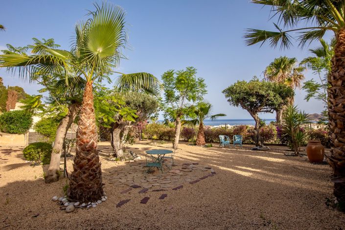 Image No.5-4 Bed Property for sale