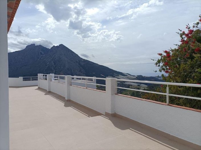 Image No.25-3 Bed Villa for sale