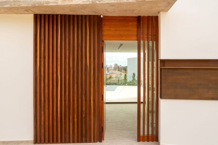 Image No.5-4 Bed Villa for sale