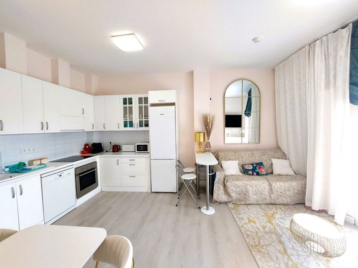 Image No.12-2 Bed Apartment for sale