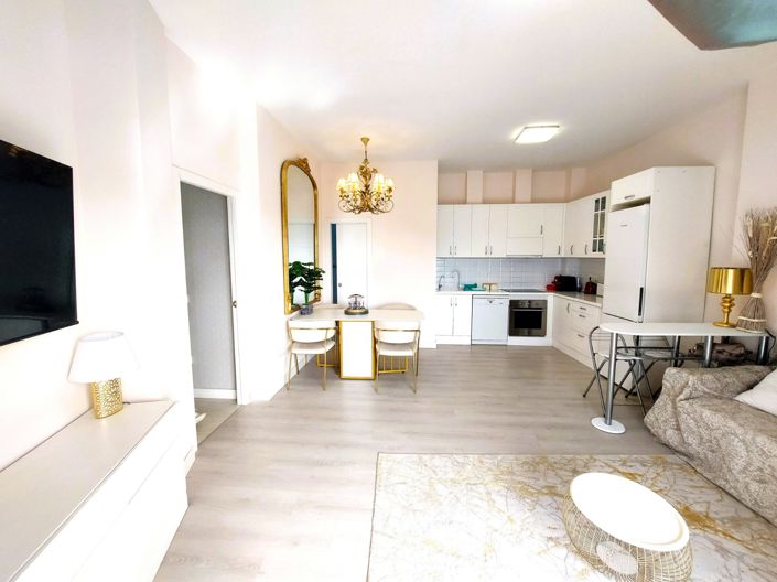 Image No.9-2 Bed Apartment for sale