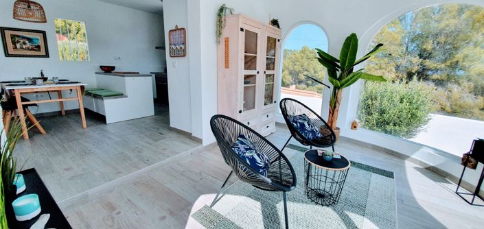 Image No.14-2 Bed Villa for sale