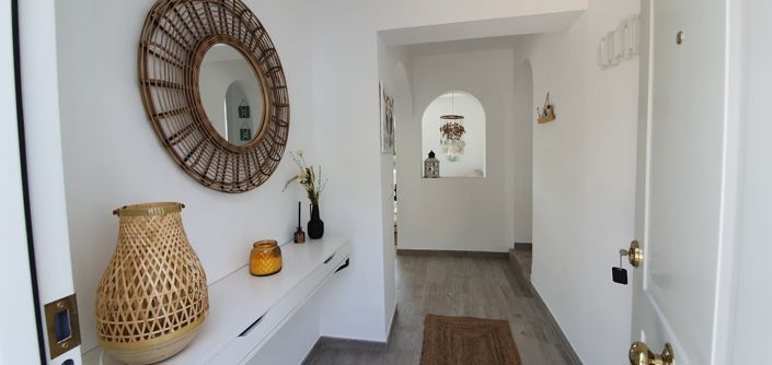 Image No.4-2 Bed Villa for sale