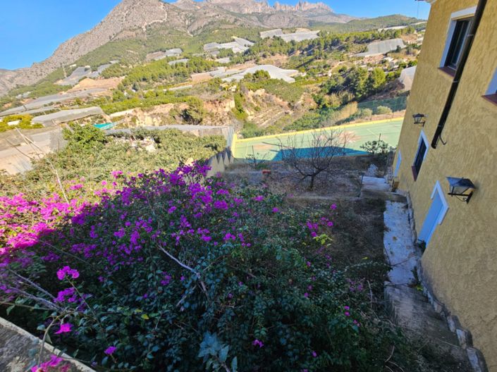 Image No.16-6 Bed Villa for sale