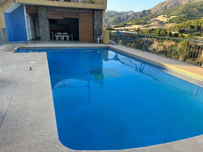 Image No.6-6 Bed Villa for sale