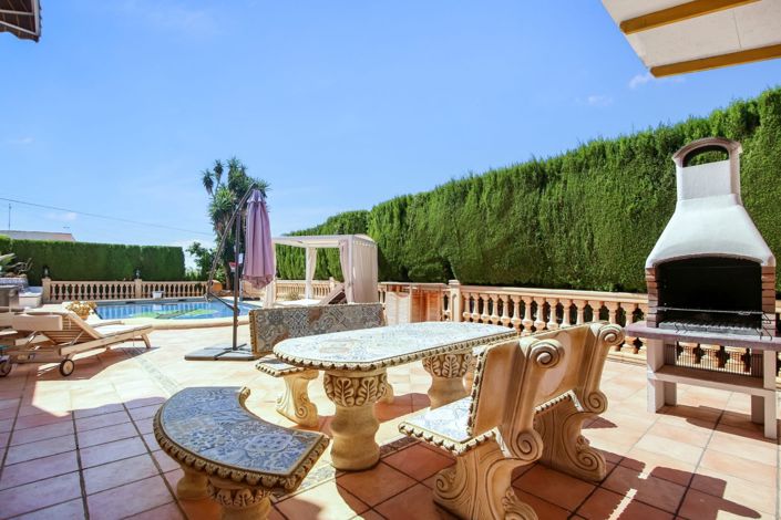 Image No.25-5 Bed Villa for sale